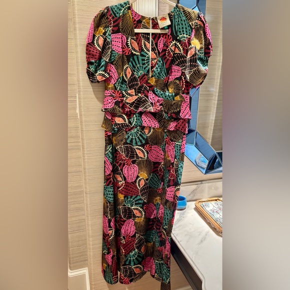 FARM Rio Shell Mix Midi Dress Small NWOT - Picture 6 of 6